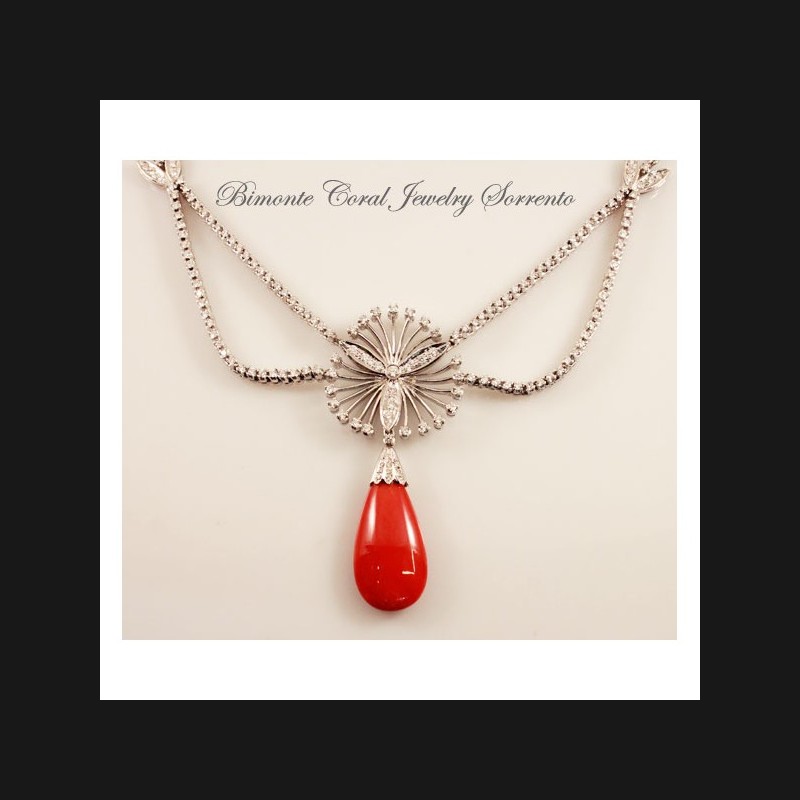 "Bucaneve" Coral and Diamonds Necklace