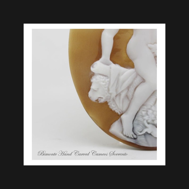 "Fauno Molestato da Cupidi" Cameo