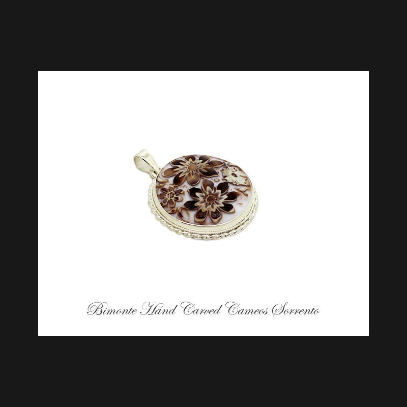''Bei Fiori'' Cameo Pendant