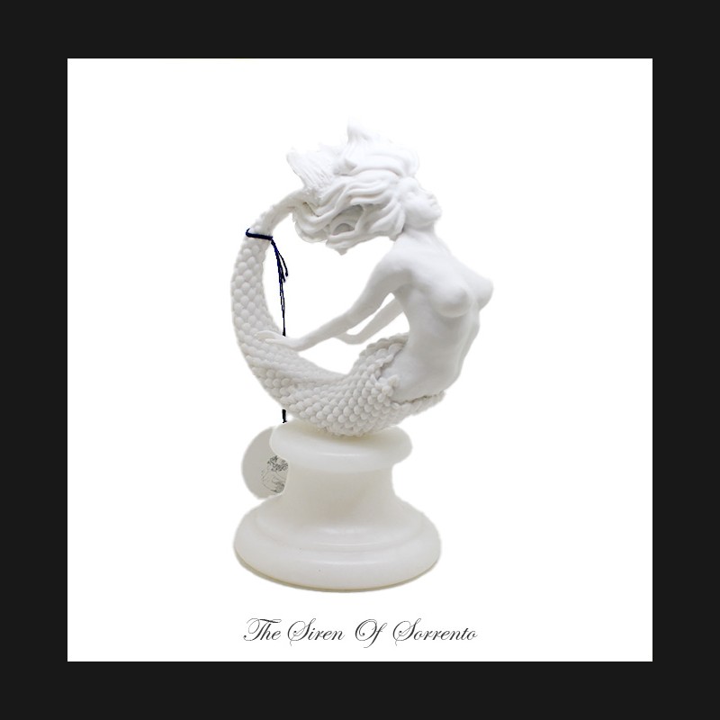''The Siren of Sorrento''Statute