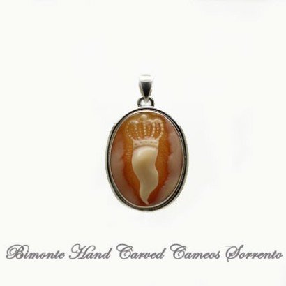 ''Corno'' Cameo Pendant
