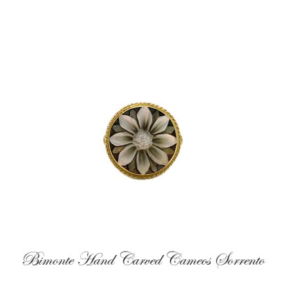 ''Bright Daisy'' Cameo Ring