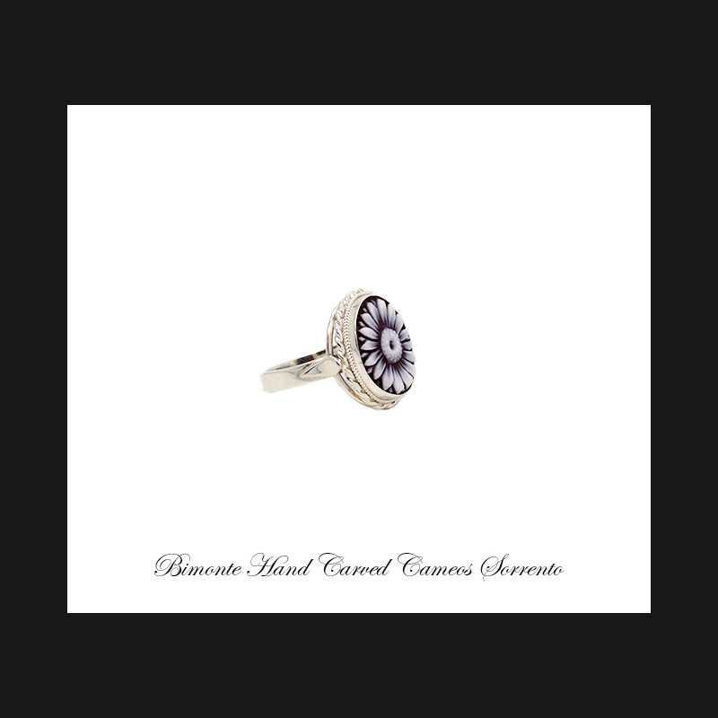 ''Daisy'' Cameo Ring