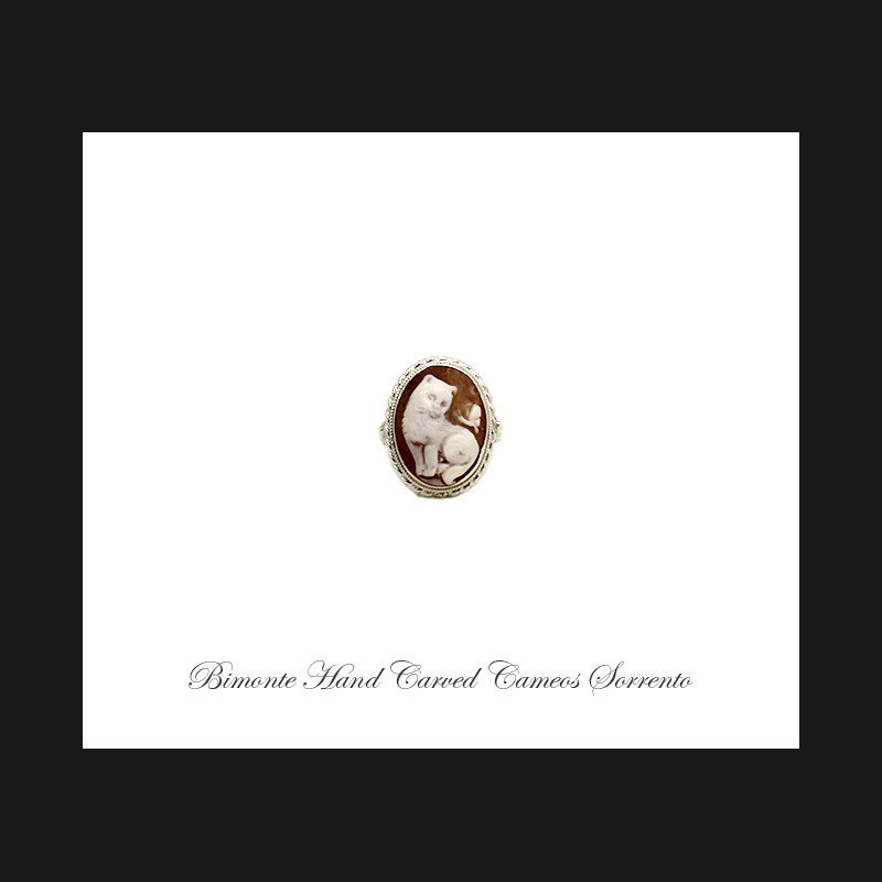 ''Cat & Butterfly'' Cameo Ring