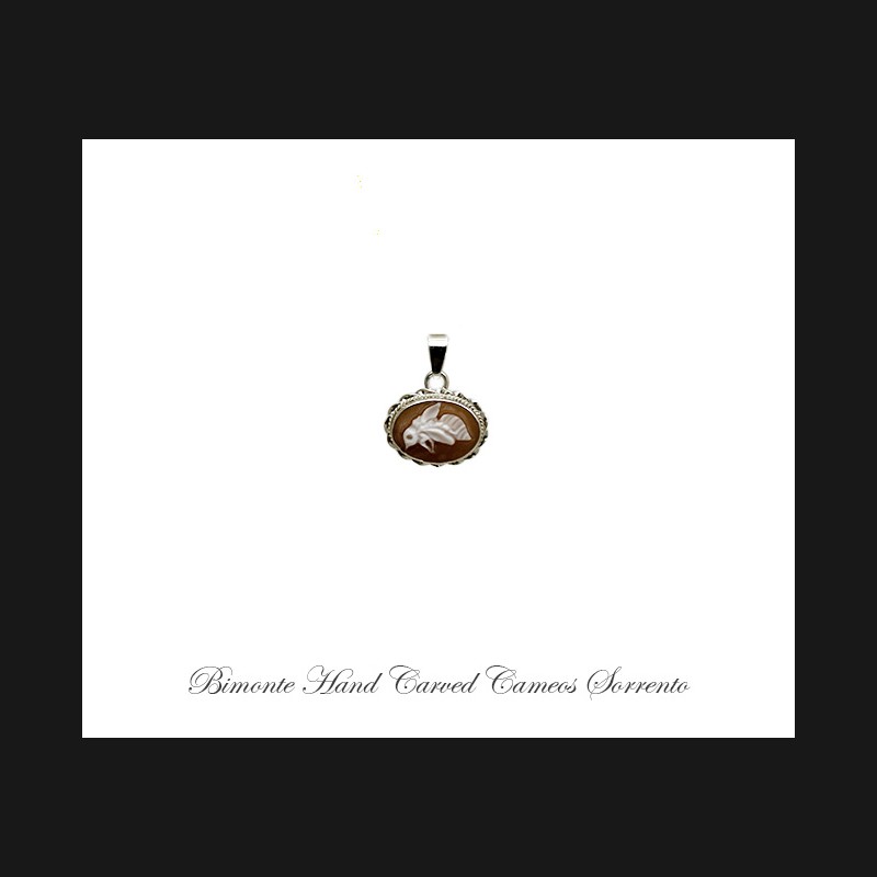 ''Bee'' Cameo Pendant