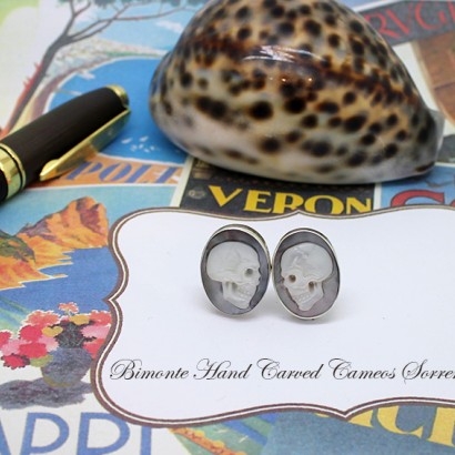 ''Memento Mori'' Cameo Cufflinks