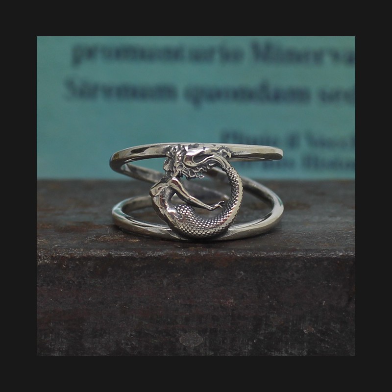 Siren of Sorrento Ring