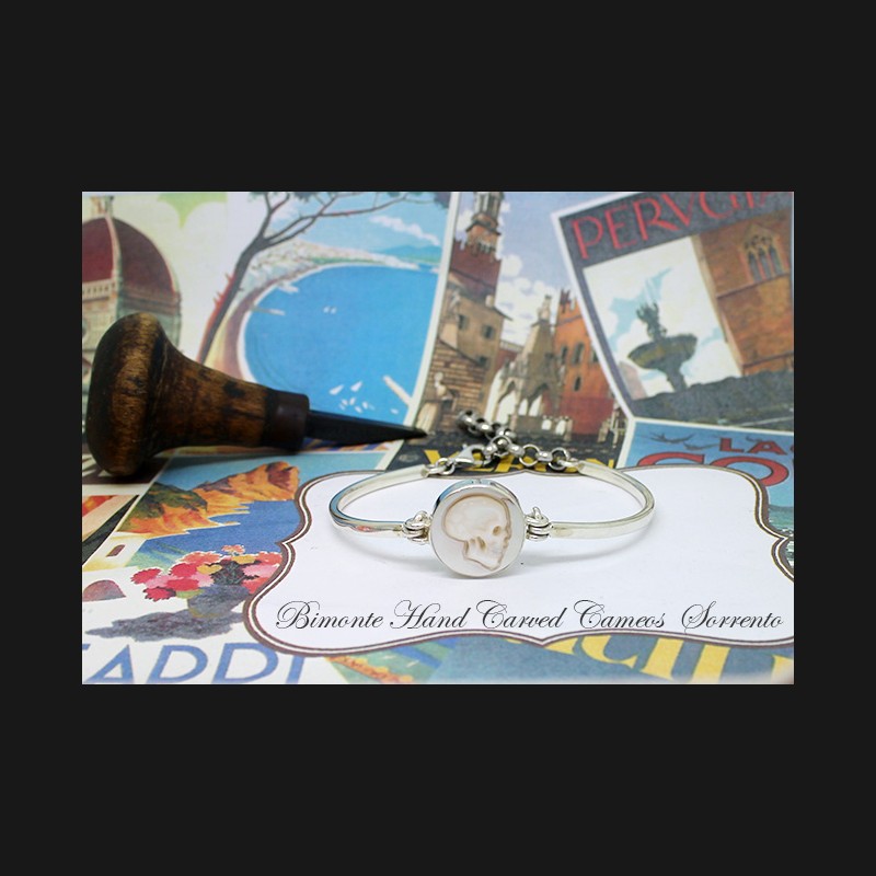 ''Memento Mori'' Cameo Bracelet