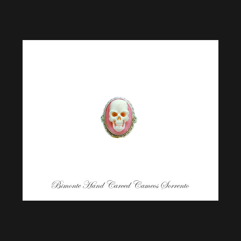 ''Memento Mori'' Cameo Ring