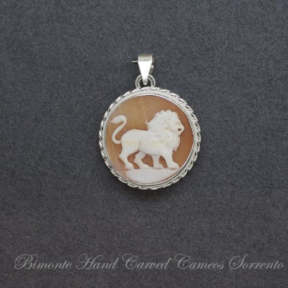 "Lion" Cameo Pendant