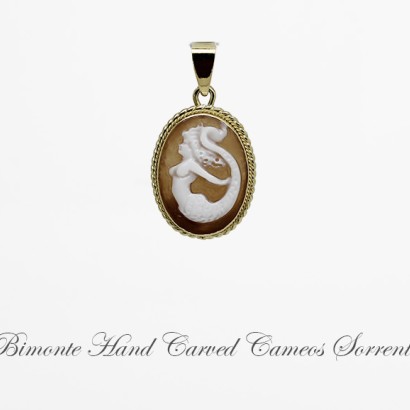 "Siren of Sorrento" Cameo Pendant