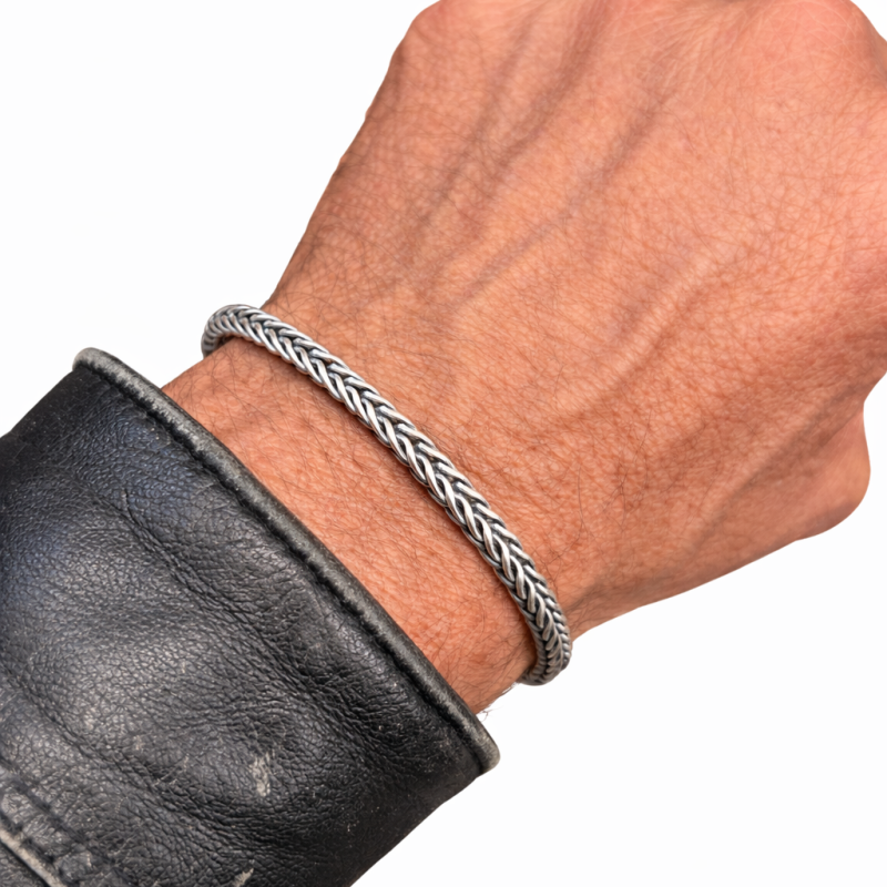 "Codascura" Sterling Silver Bracelet