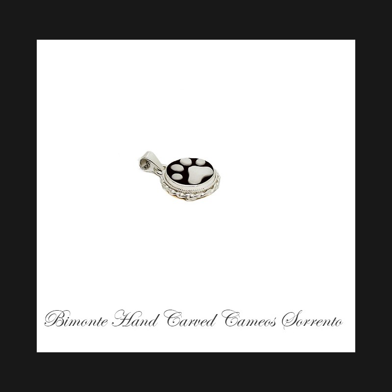 "Paw"Cameo Pendant