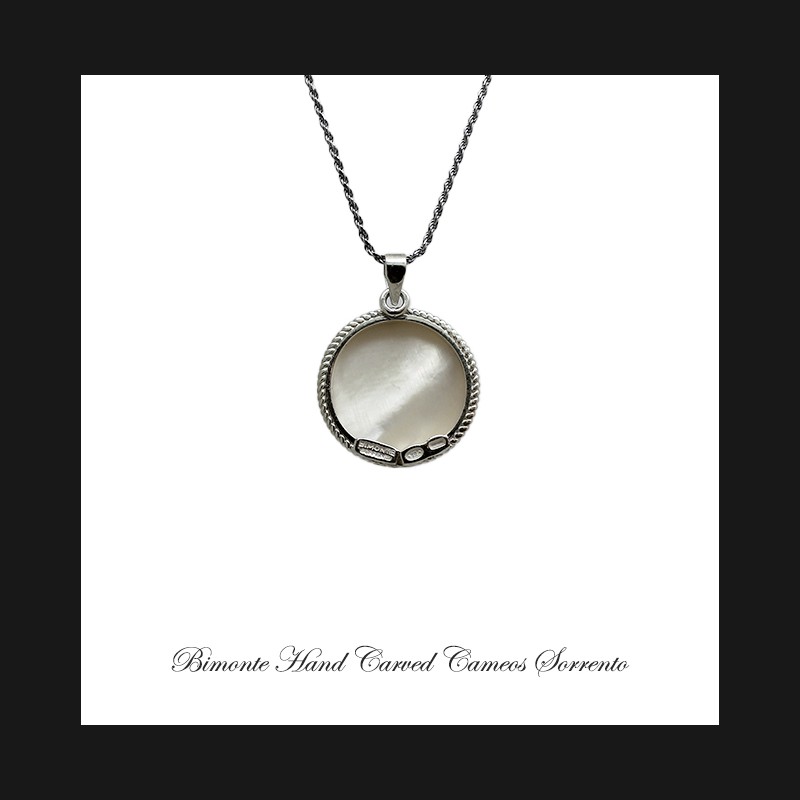 ''Bright Moon'' Cameo Necklace
