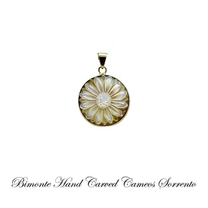 ''Bright Daisy'' Cameo Pendant