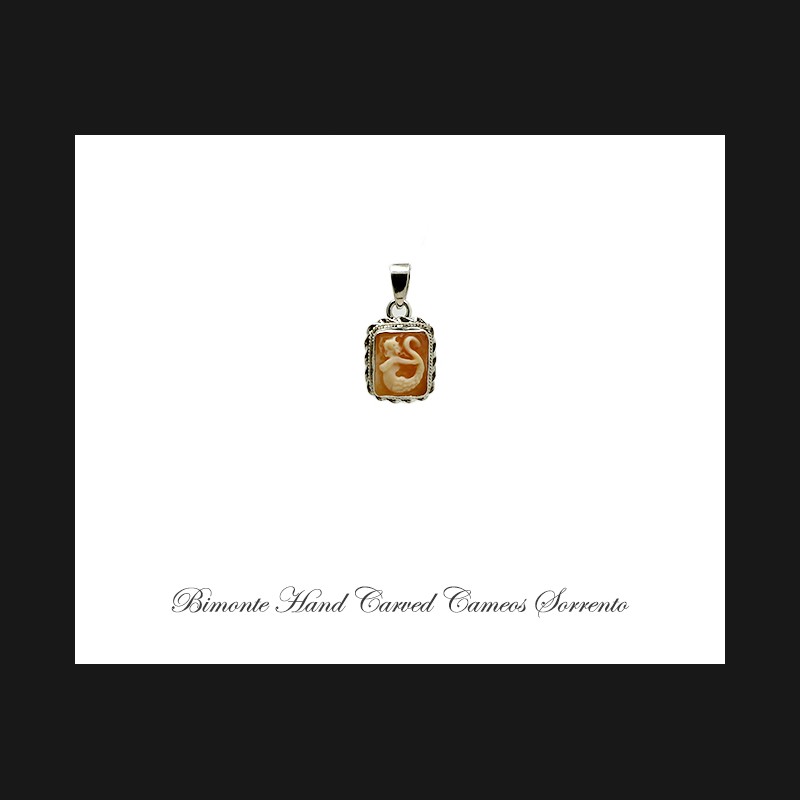 ''Siren Of Sorrento'' Cameo Pendant