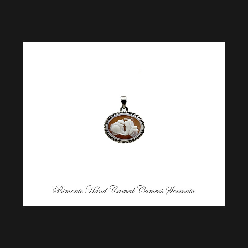 ''Vespa'' Cameo Pendant