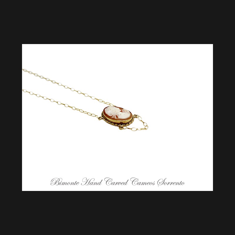 ''Classica'' Cameo Necklace