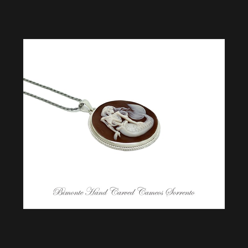 ''Vanitas'' Cameo Necklace