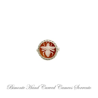 ''Bee'' Cameo Ring
