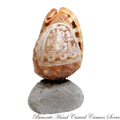 ''Il Trionfo di Nettuno'' Cameo Shell Art