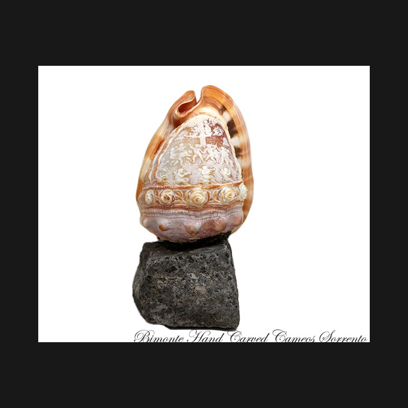 ''La Danza dei Puttini'' Cameo Shell Art