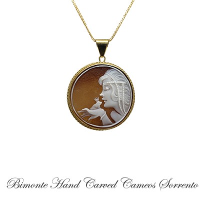''Enchanted Kiss'' Cameo Necklace