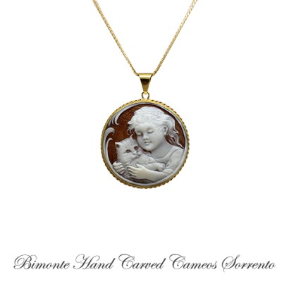 ''Purr...fect Moment'' Cameo Necklace