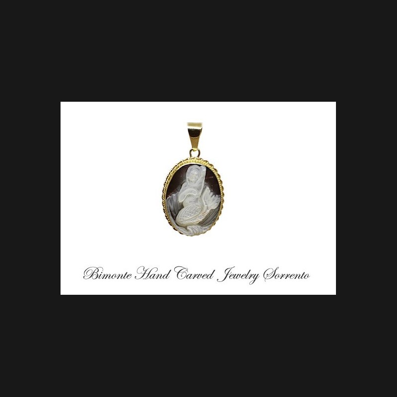 "Siren"Cameo Pendant